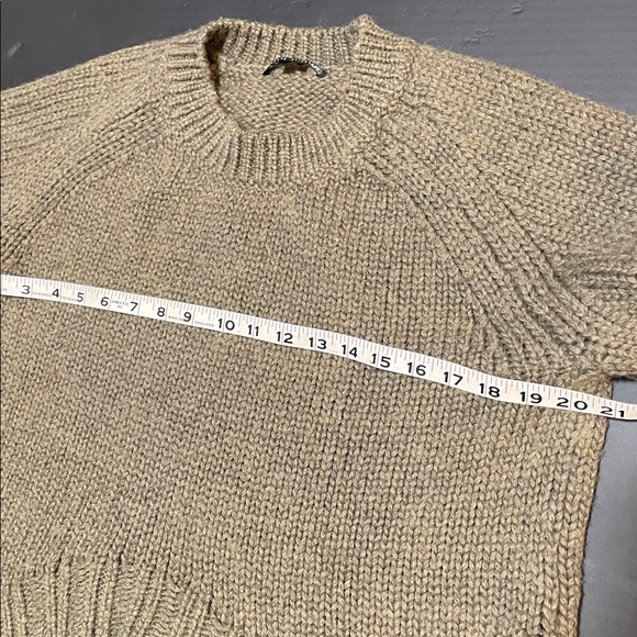 Theyskins Theory Cozy army green Knit Sweater - Picture 13 of 16